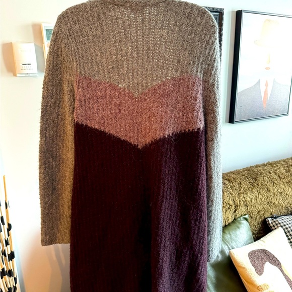 Grey Sweater/Cardigan - Picture 2 of 4